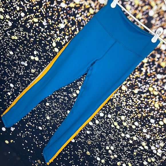 ZYIA Pants - Zyia Striped Leggings